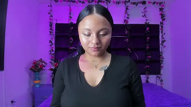 sweelanna   online show from March 29, 9:52 am