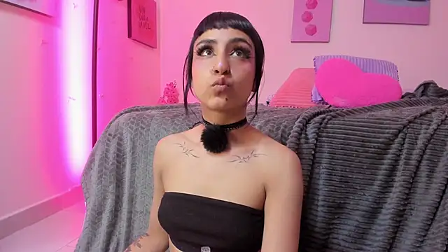 MaveParks  online show from March 10, 11:58 am