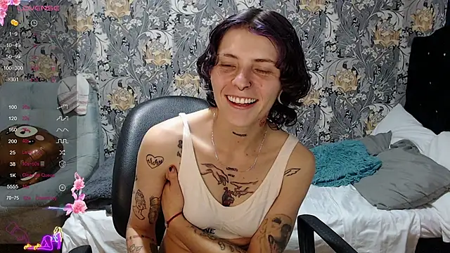 pretty cristal69 online show from June 8, 10:09 pm