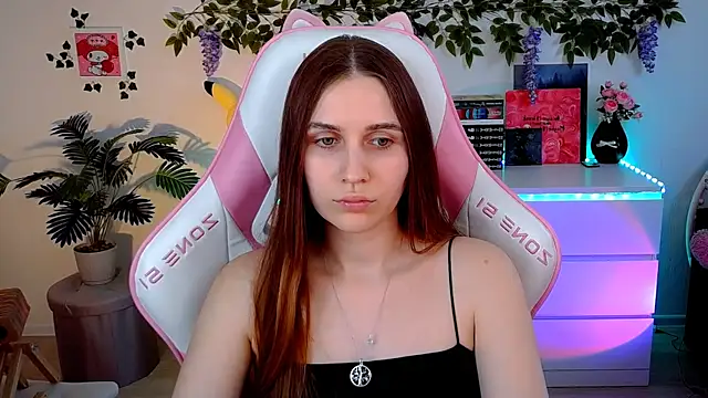 AliceCharmy online show from April 17, 3:14 pm