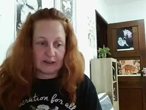 ViioletaMora online show from April 29, 6:27 am