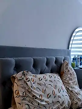 maliciaworld online show from April 7, 5:59 pm