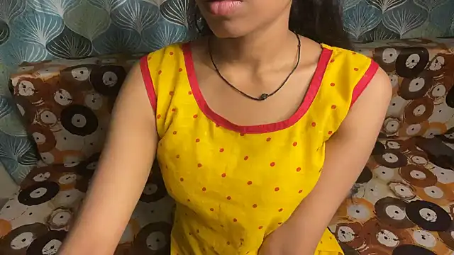 shuhana  online show from April 19, 4:34 am