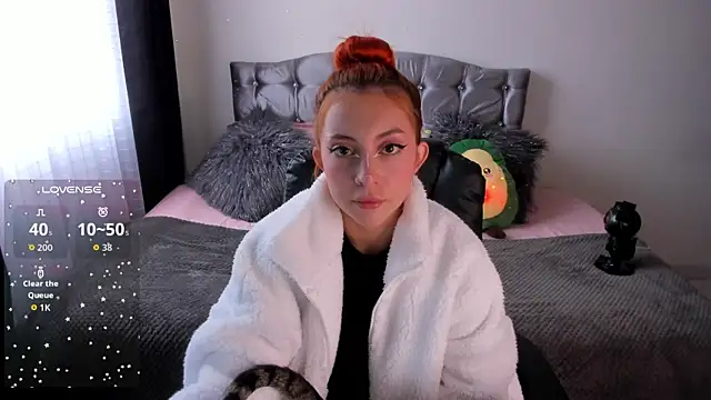 Violetaarey online show from March 27, 9:26 pm