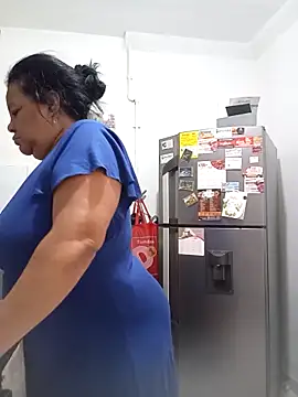 Shanttal0272 online show from March 28, 1:43 pm