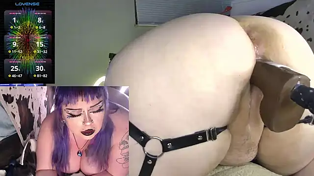 ivenxxxvain online show from April 15, 8:26 am