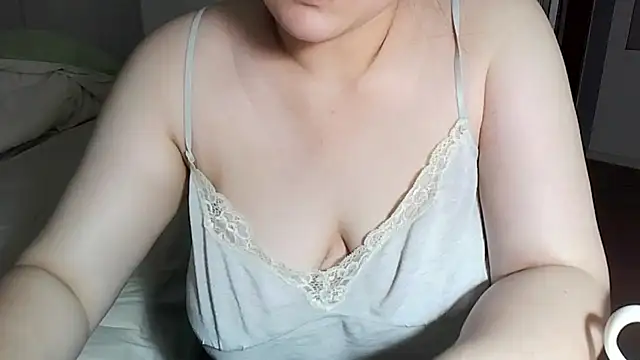 iamMalixxx online show from March 24, 11:48 am