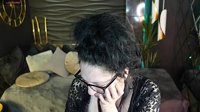 Anita Muse online show from November 9, 9:22 pm