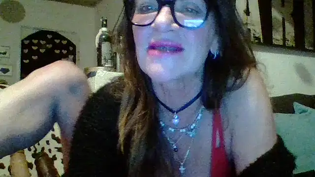 gildamilf online show from January 16, 8:05 pm