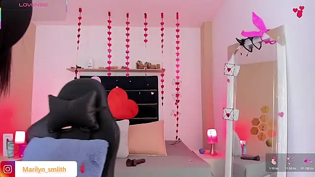 MarilynSmIith online show from February 26, 2:16 pm