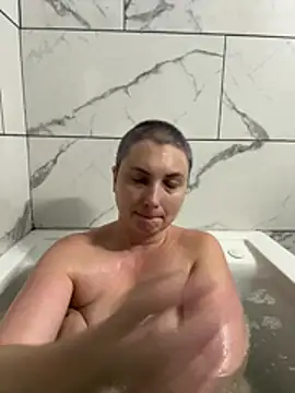 MilfyMrsRobinson online show from July 19, 2:52 pm