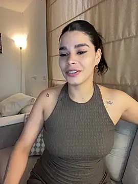 Leah Honey26 online show from April 12, 10:23 pm