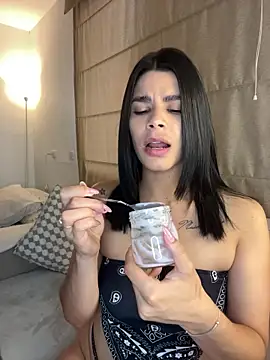 Leah Honey26 online show from March 19, 10:36 pm