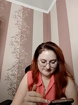 WhiteBellaX online show from February 18, 7:51 am