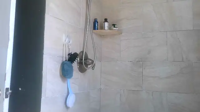 Yumiepussyy online show from April 7, 5:37 pm