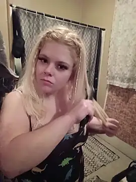 blndpolkadot online show from March 23, 12:55 pm