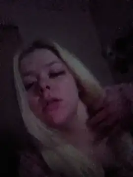 blndpolkadot online show from February 17, 10:14 am