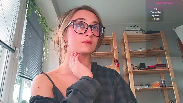 monlight  dana online show from March 26, 3:36 pm