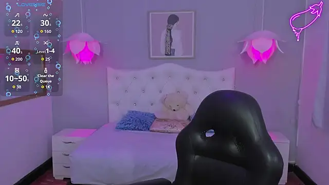 Lisa7 7 online show from February 14, 5:37 pm