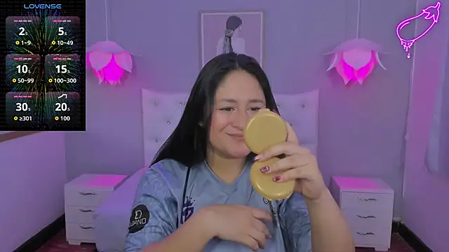 Lisa7 7 online show from December 19, 6:44 pm