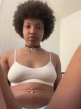 KimiAqua online show from February 20, 7:10 am