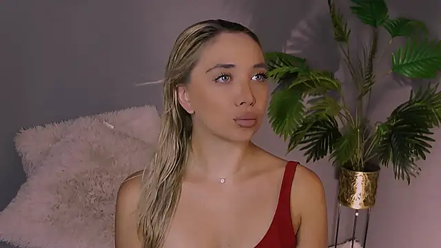 Jessielle online show from July 17, 9:46 am