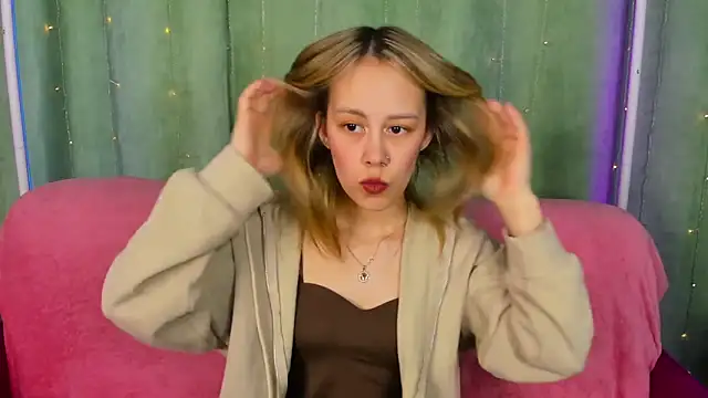 SofiaSolar online show from April 6, 4:46 am