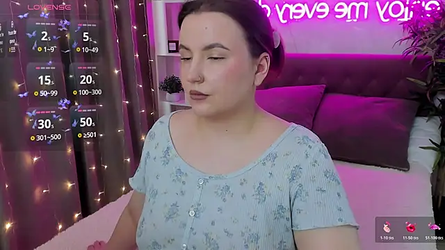 FeralPeach online show from April 2, 7:28 am