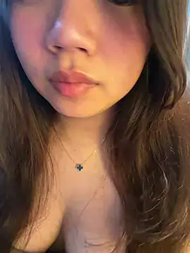 Hotellinh12 online show from April 14, 4:29 pm