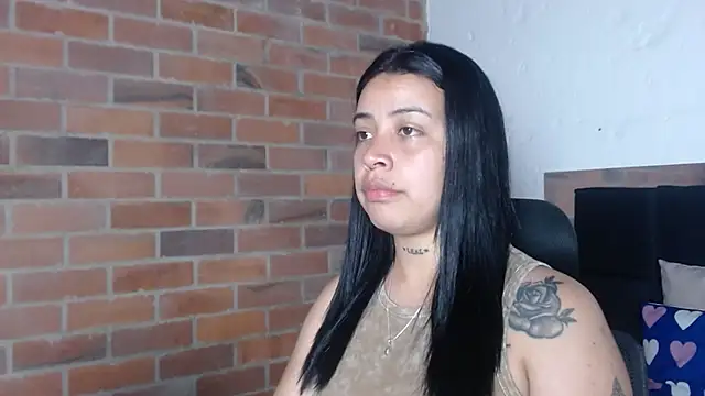 salome  hills1 online show from April 23, 10:34 pm