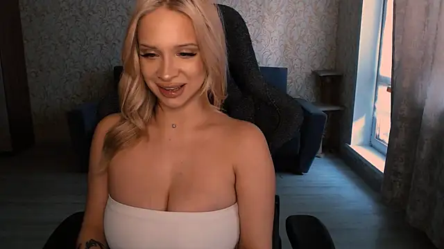 PDiddy  online show from February 20, 6:48 am