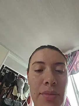 valery mora online show from April 14, 3:34 pm