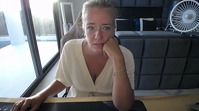 Wendysexyx online show from March 6, 11:16 am