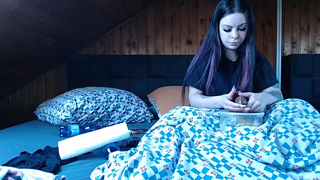 BoeseMoni1998 online show from February 26, 7:18 am