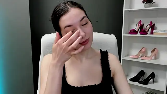 Meagn Extasy online show from April 8, 6:59 am