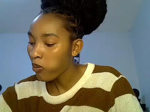 cute-alexis online show from June 25, 9:24 am