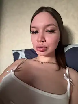 bunnyrich online show from April 4, 3:00 pm