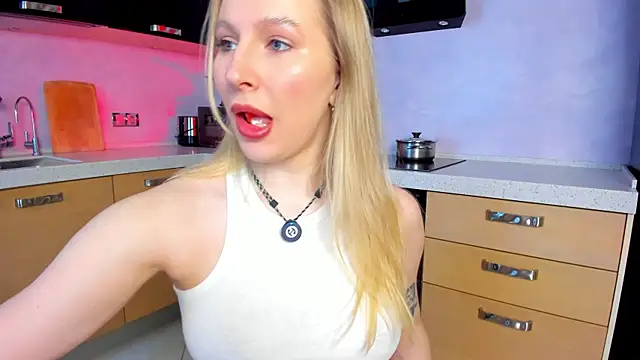 AnnLevine online show from April 11, 1:15 pm