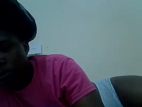 sweetangel41 online show from April 1, 9:45 pm