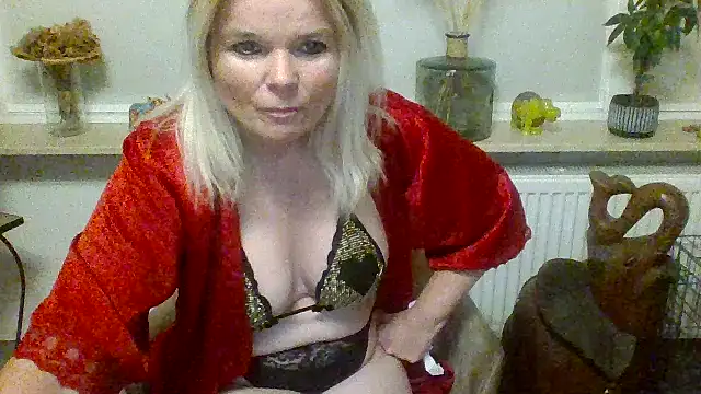 clwm online show from January 18, 6:37 pm