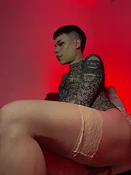 LucyGiraldo online show from February 14, 6:04 am