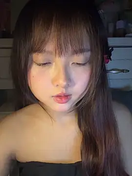 Alice1818 online show from February 26, 6:18 pm