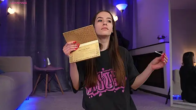 Amely Young online show from March 30, 3:17 am