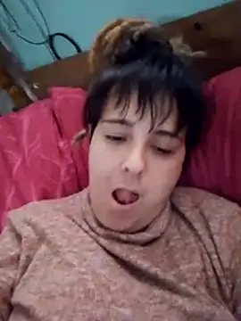 shivaloba93 online show from April 16, 2:06 pm