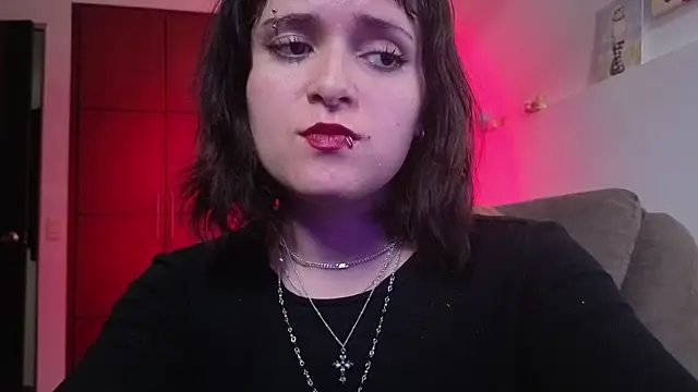 NEXT DOOR GIRL  online show from April 17, 10:23 pm