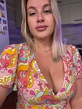 Hot Sexy Angel online show from July 15, 10:25 pm