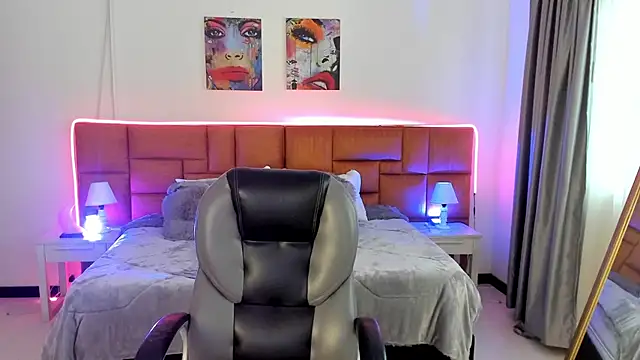  Charlotte evans 1 online show from April 4, 12:37 pm