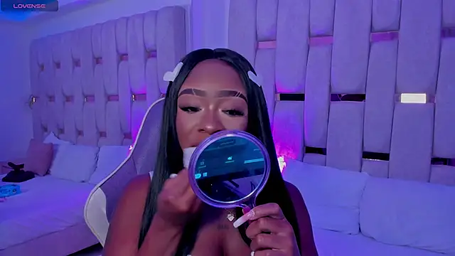 mia schwarz online show from March 12, 11:07 pm