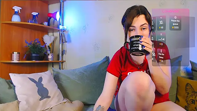 Caroline1995 online show from October 25, 7:27 am