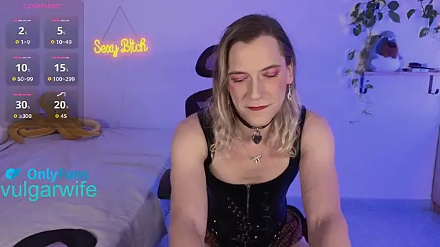 vulgar wife online show from November 7, 9:09 pm